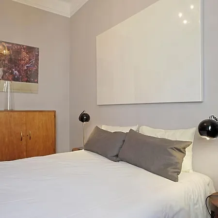 Apartment Portuguese Living Amoreiras Retro *