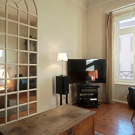 Apartment Portuguese Living Amoreiras Retro *