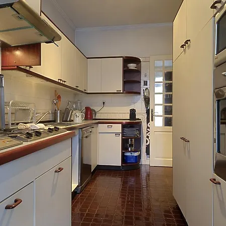 Apartment Portuguese Living Amoreiras Retro